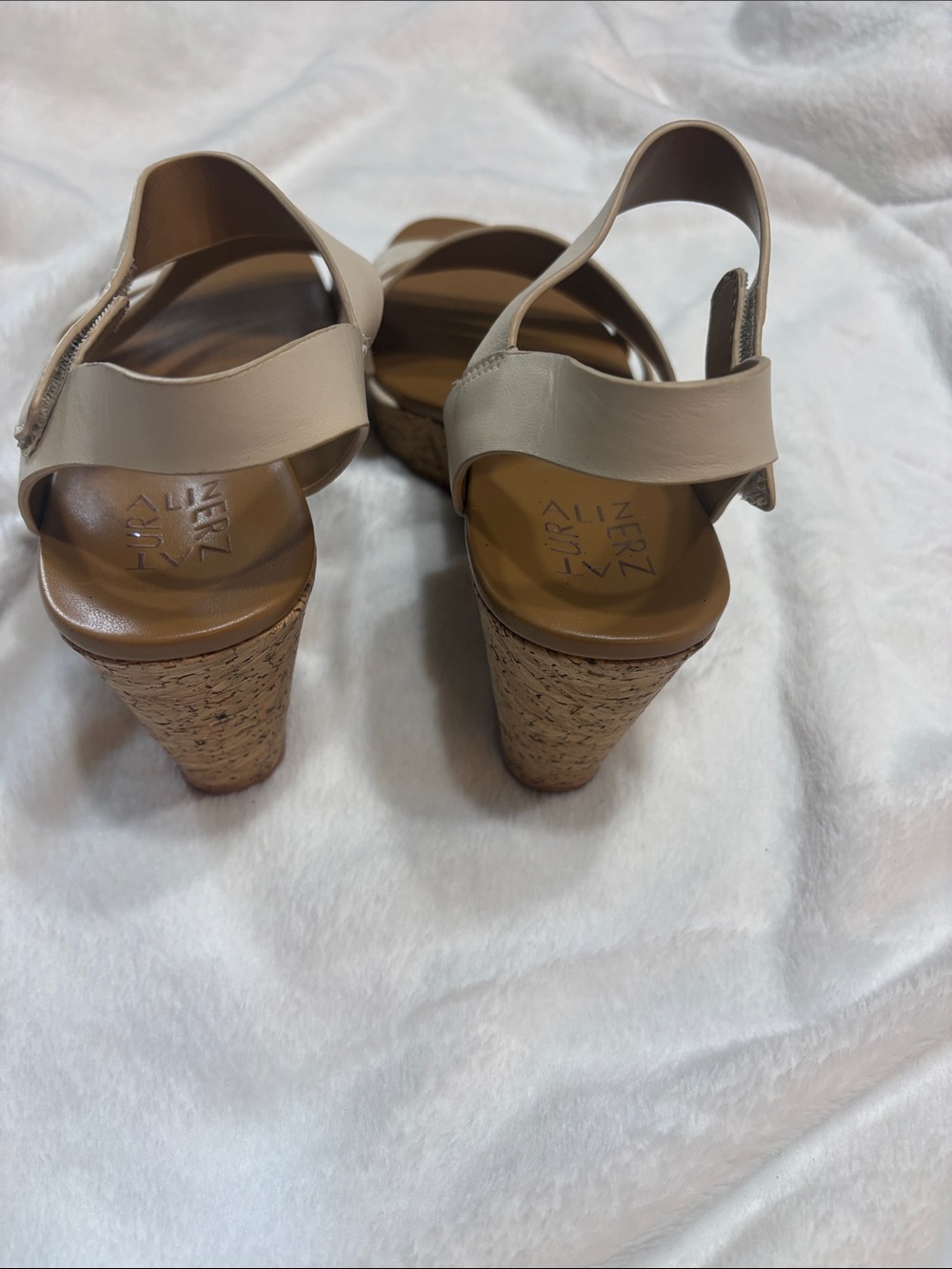 Naturalizer Beige Multi-Strap Slingback Sandals - Picture 3 of 8
